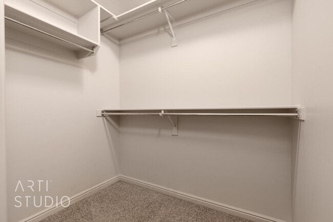 Building Photo - MOVE-IN SPECIAL $100 OFF FIRST MONTH'S REN...
