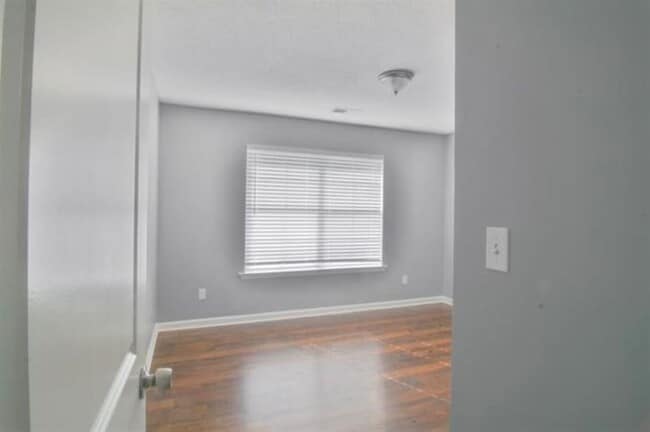 Building Photo - 3430 Roxee Run Cv