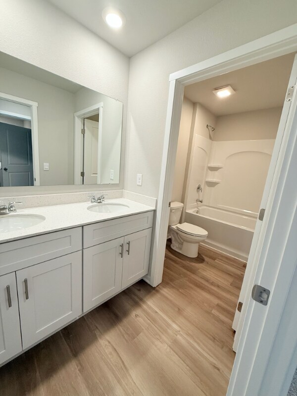 Building Photo - 7809 N 169th St