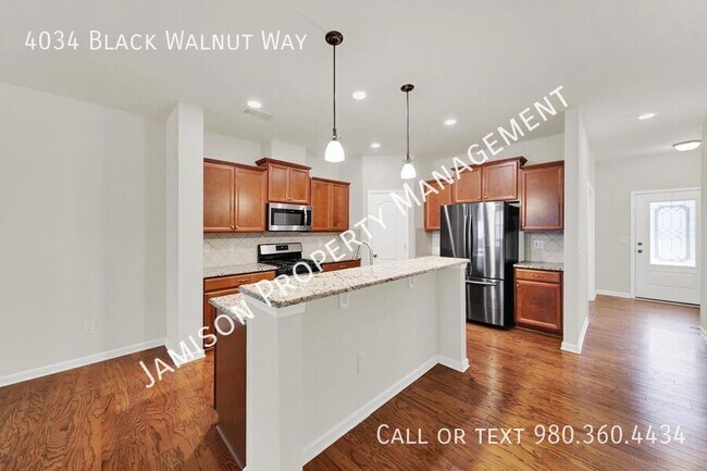 Building Photo - 4034 Black Walnut Wy