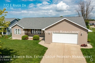 Building Photo - 772 E River Dr