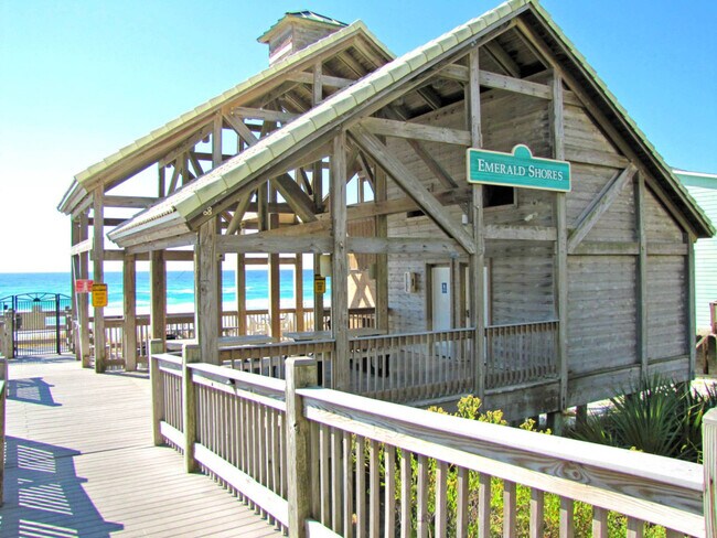 Building Photo - 9 Amber Cove