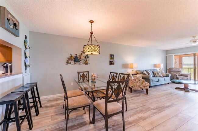 Building Photo - 1343 Perico Point Cir