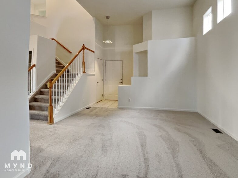 Building Photo - 5965 S Waco St