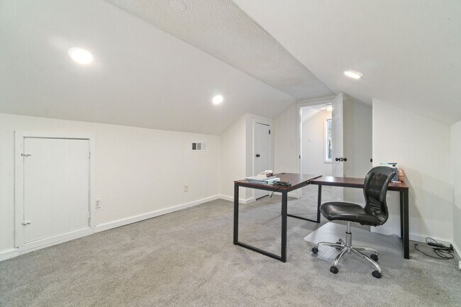 Building Photo - Conveniently located near Tyler Perry Stud...