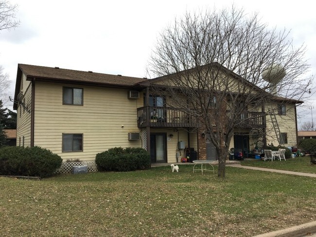 Building Photo - 1607 Aspen Dr