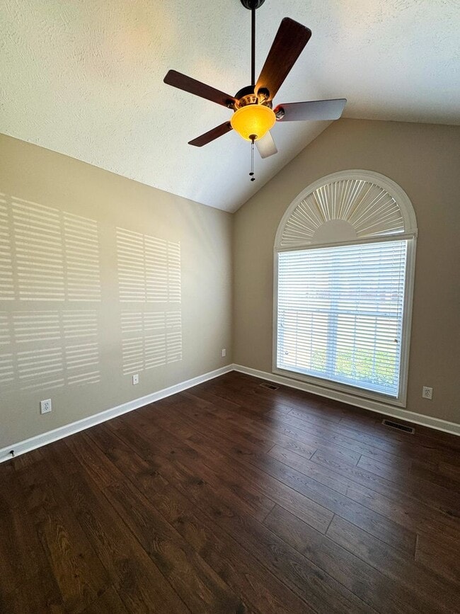 Building Photo - Beautiful 4 Bed, 2 Bath Home in Jack Britt