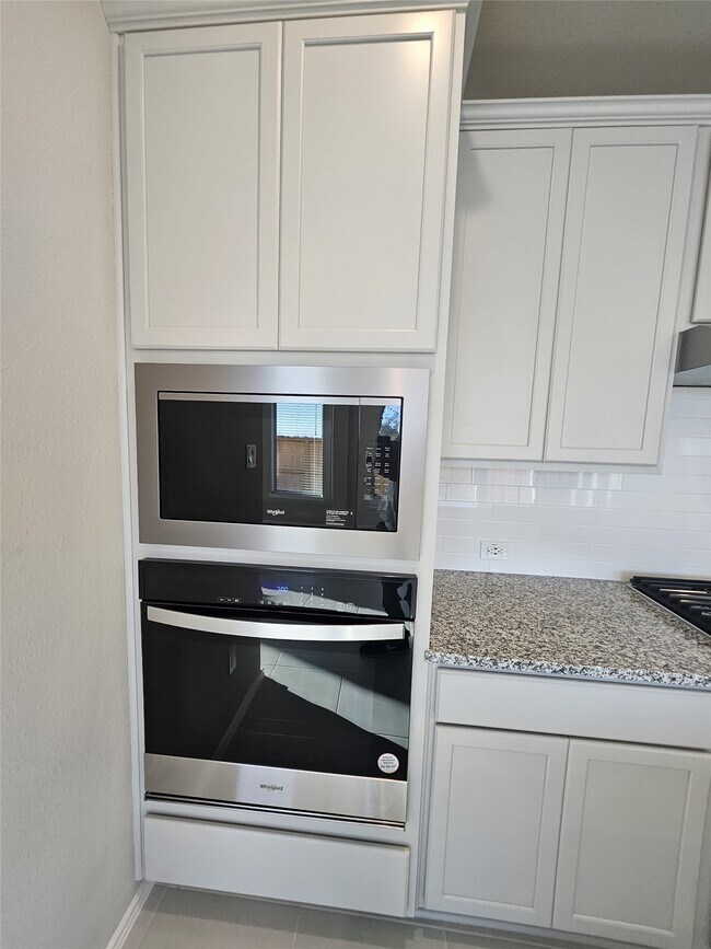 Building Photo - 426 Twilight Mdw Wy