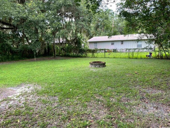 Building Photo - Home in Ridgeview