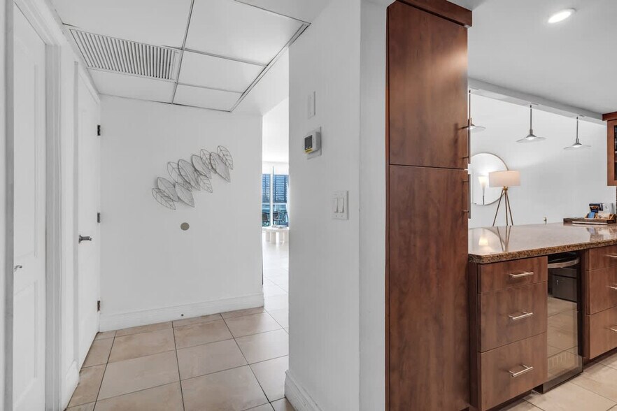 Building Photo - 19370 Collins Ave