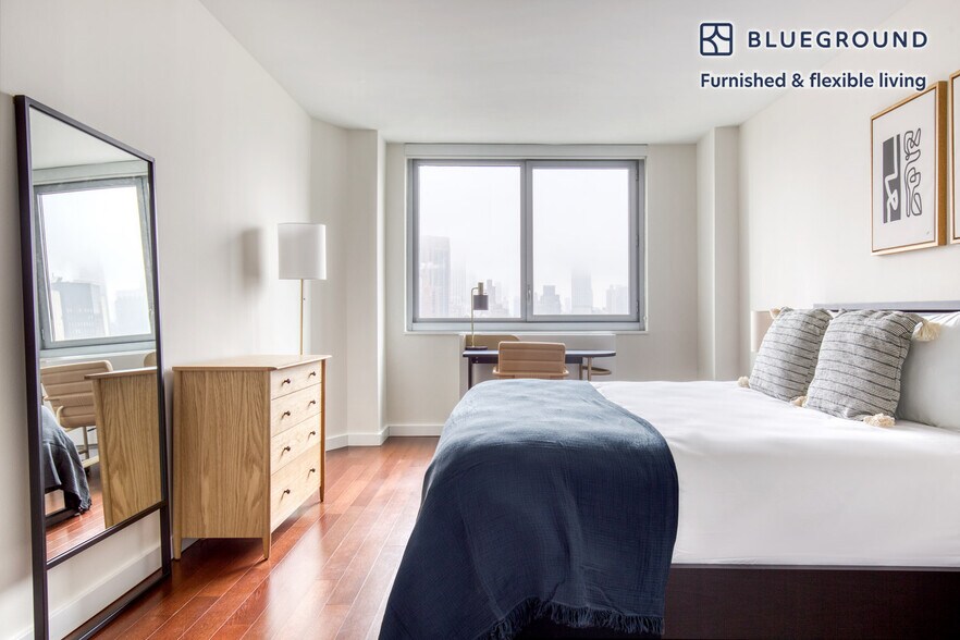 Building Photo - 401 E 34th St