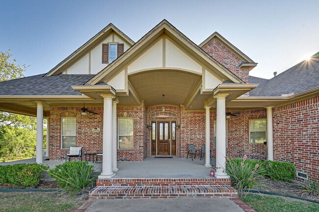 Building Photo - 811 Mallard Pointe Dr