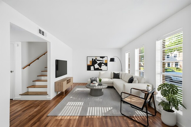 Building Photo - 11002 Hammerly Blvd