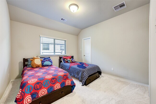 Building Photo - 31416 Cedar Elm Trl