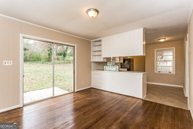 Building Photo - 1909 Argonne Dr