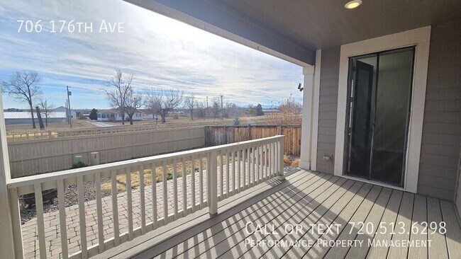 Building Photo - 706 176th Ave