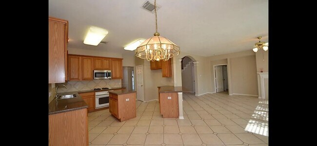 Building Photo - 14207 Cairns Ct