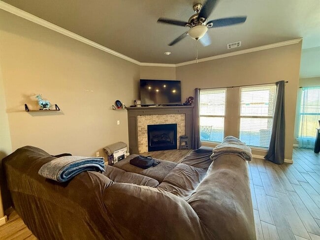 Building Photo - 9401 NW 87th St