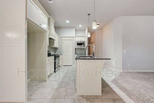 Building Photo - 7213 NW 145th St