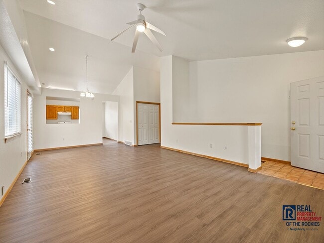 Building Photo - Spacious Single-Family Home - Lawn & Snow ...
