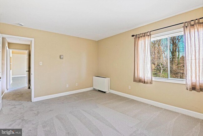 Building Photo - 4106 Mangalore Dr