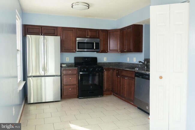 Building Photo - 2323 Bluegrass Heights Ct