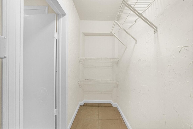 Building Photo - 261 NE 45th St