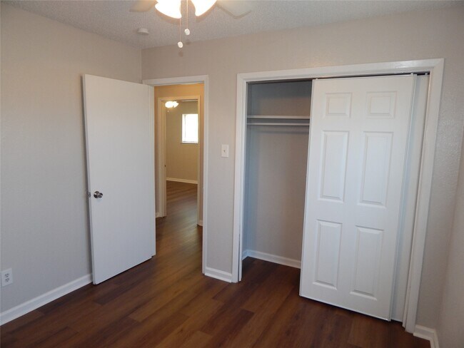 Building Photo - 204 Northpointe Ave