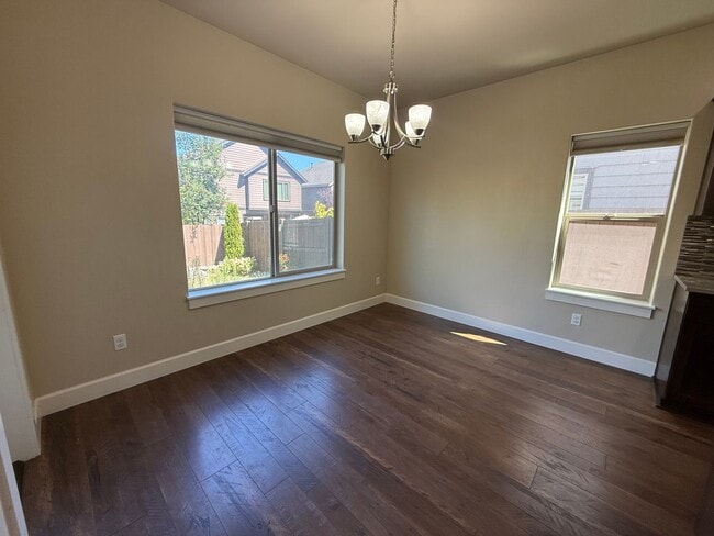 Building Photo - 3120 NE Marea Dr
