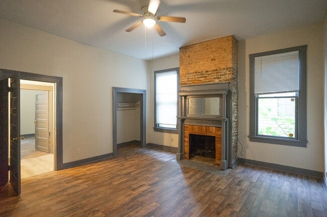 Building Photo - 508 3rd St