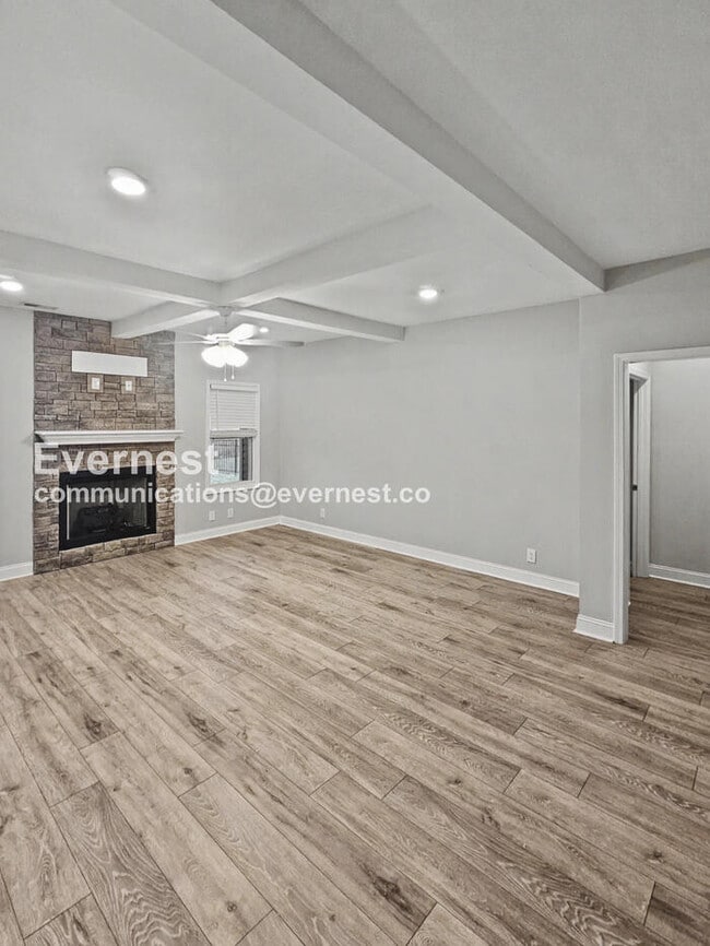 Building Photo - 4043 Ft Sumter Dr