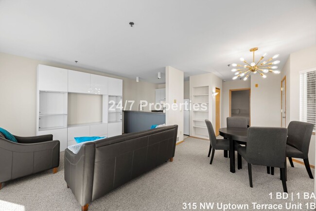 Primary Photo - Hilltop 1BD I 1BA Condo + FREE month of re...