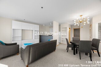 Building Photo - Hilltop 1BD I 1BA Condo + FREE month of re...