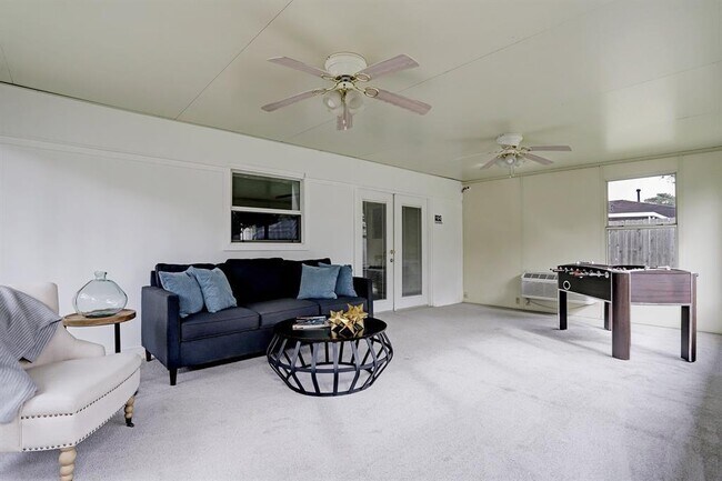Building Photo - 5205 Verdome Ln