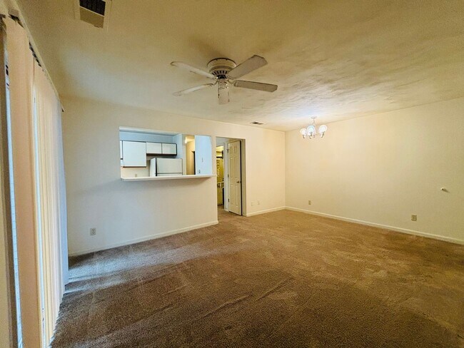 Building Photo - 403 Berryfield Ln