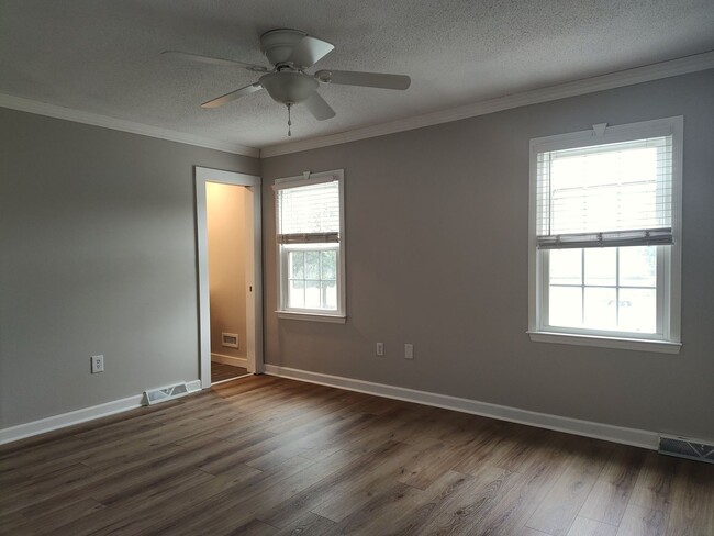 Building Photo - Beautiful home located in a Cul-de-Sac in the Terrabrook Community!