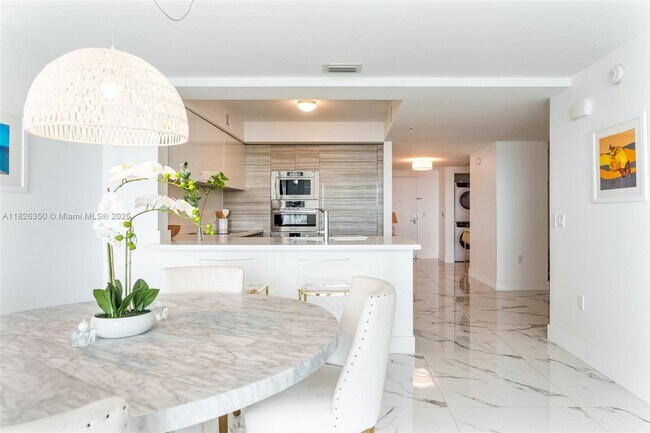 Building Photo - 330 Sunny Isles Blvd