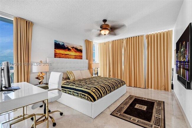 Building Photo - 1500 Ocean Dr