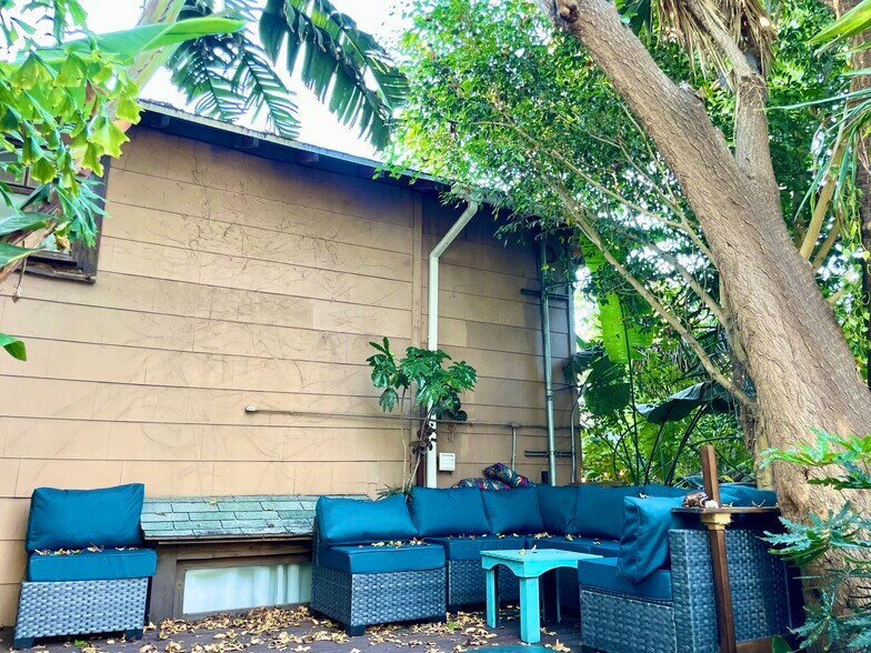 Building Photo - 2925 Strongs Dr