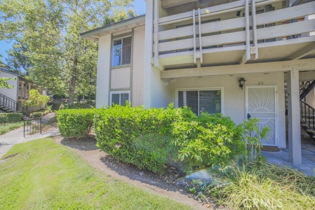 Building Photo - 23732 Hillhurst Dr