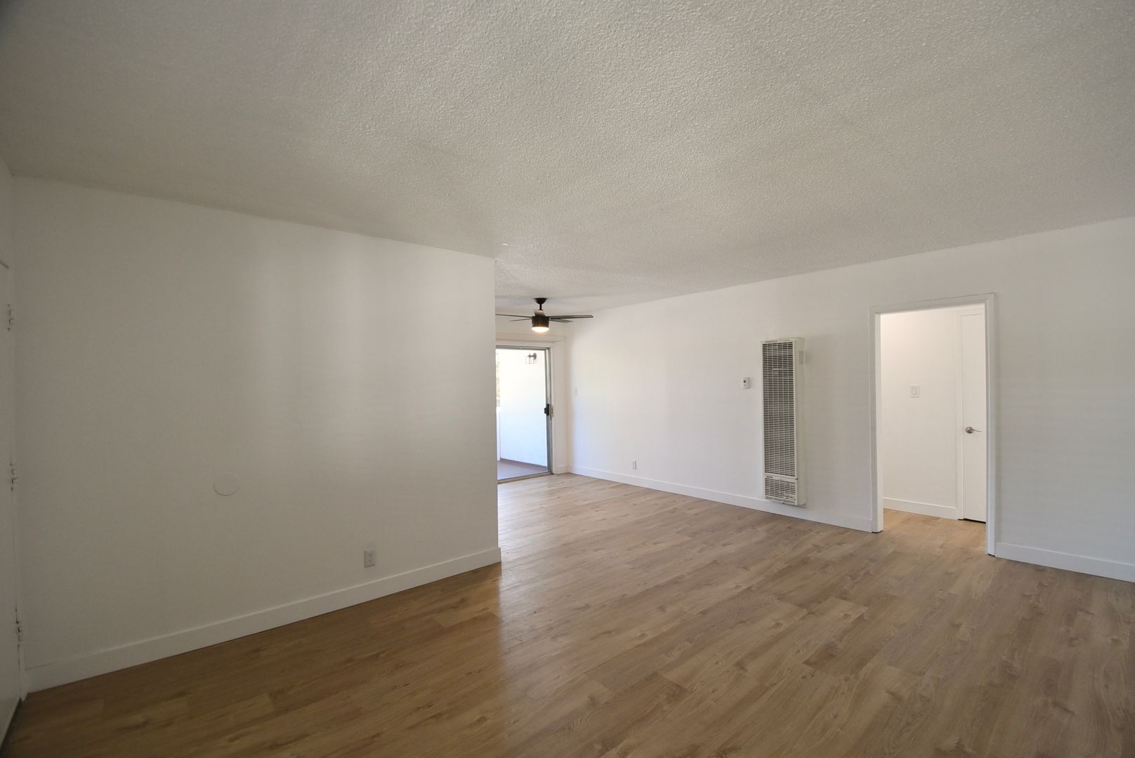 Building Photo - 5734 Hazeltine Ave