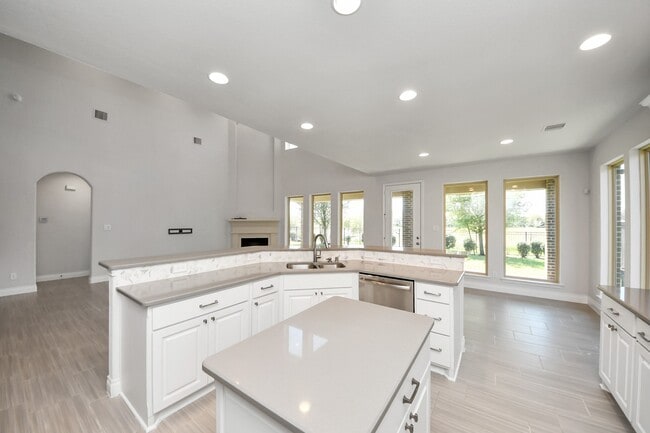 Building Photo - 22627 Duncan Brush Trace