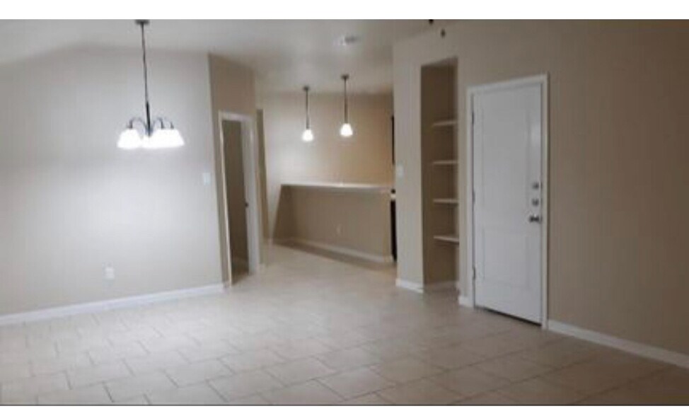 Building Photo - 1506 Golden Eagle Ct