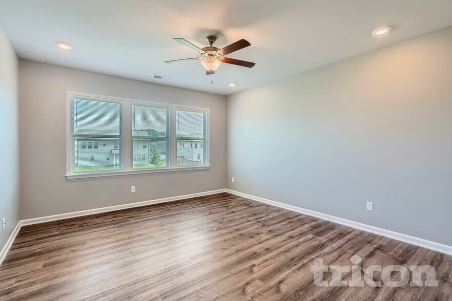 Building Photo - 173 Cattail Ln