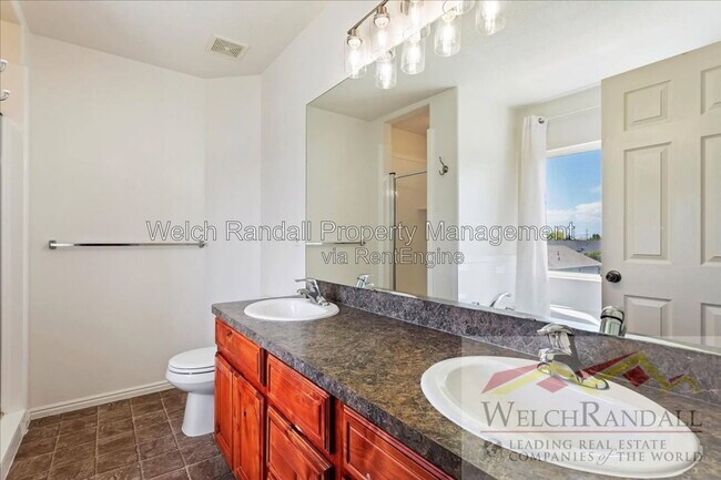 Building Photo - 128 E 2100 S