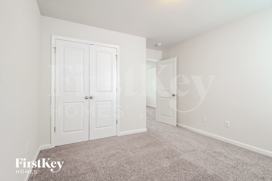 Building Photo - 405 Yoshino Cherry Dr