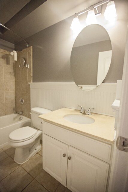 Building Photo - Sweet Bloomingdale TwoBedroom!
