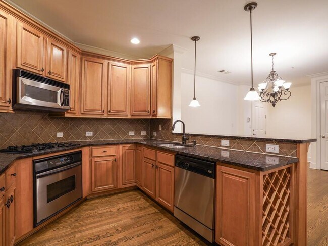 Building Photo - 4955 Ivy Ridge Dr SE