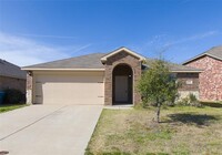 Building Photo - 2319 San Marcos Dr