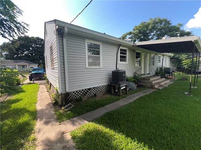 Building Photo - 713 Community St